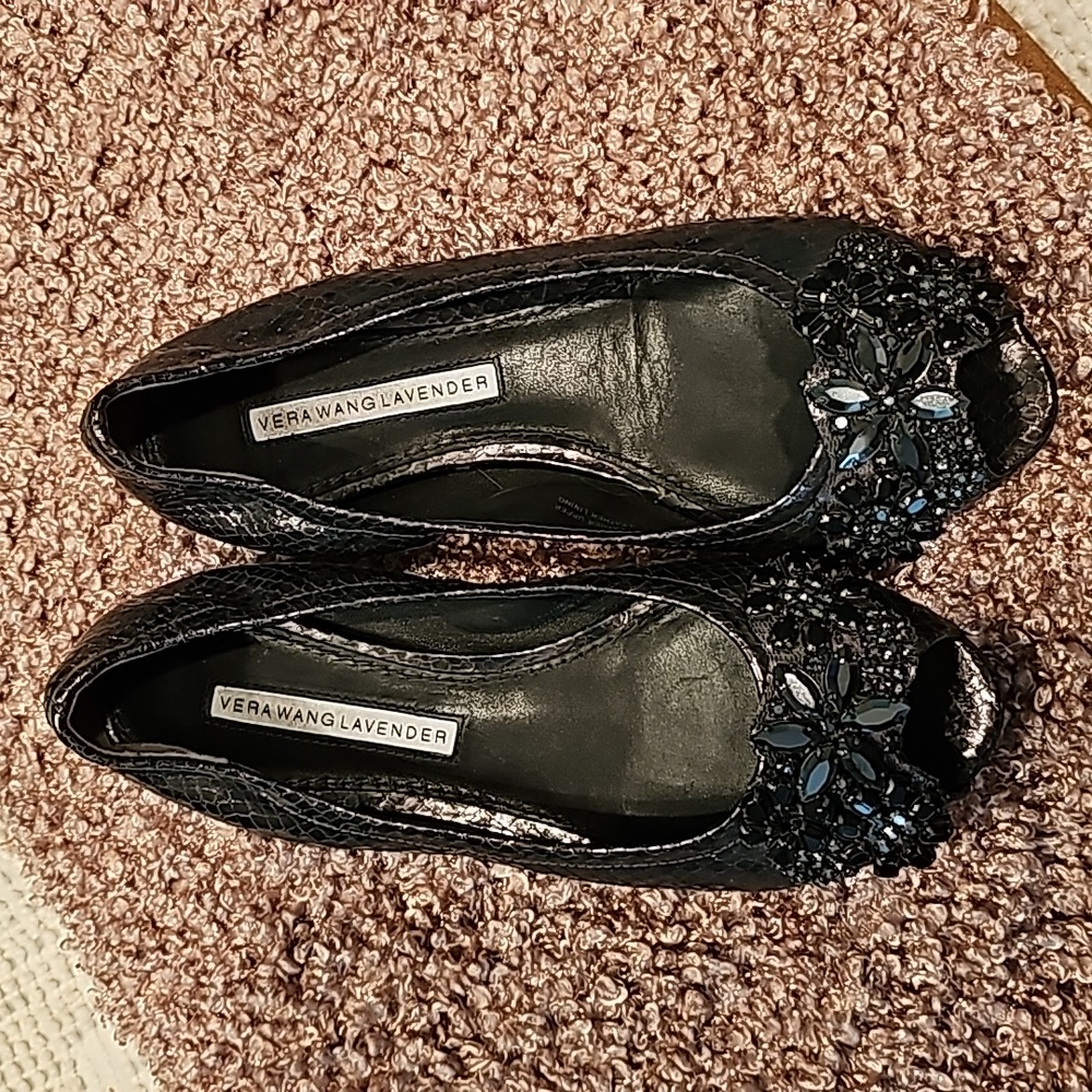 Size 5 Vera Wang Lavendar Peep Toe Flats